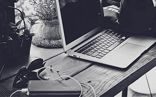 milan.com-英雄联盟 赛季关键战役备受瞩目，英雄联盟赛季英雄