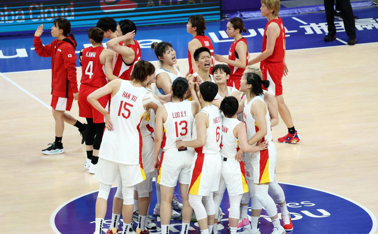 中国女篮备战国际赛事,训练强度提升 中国女篮备战国际赛事,训练强度提升