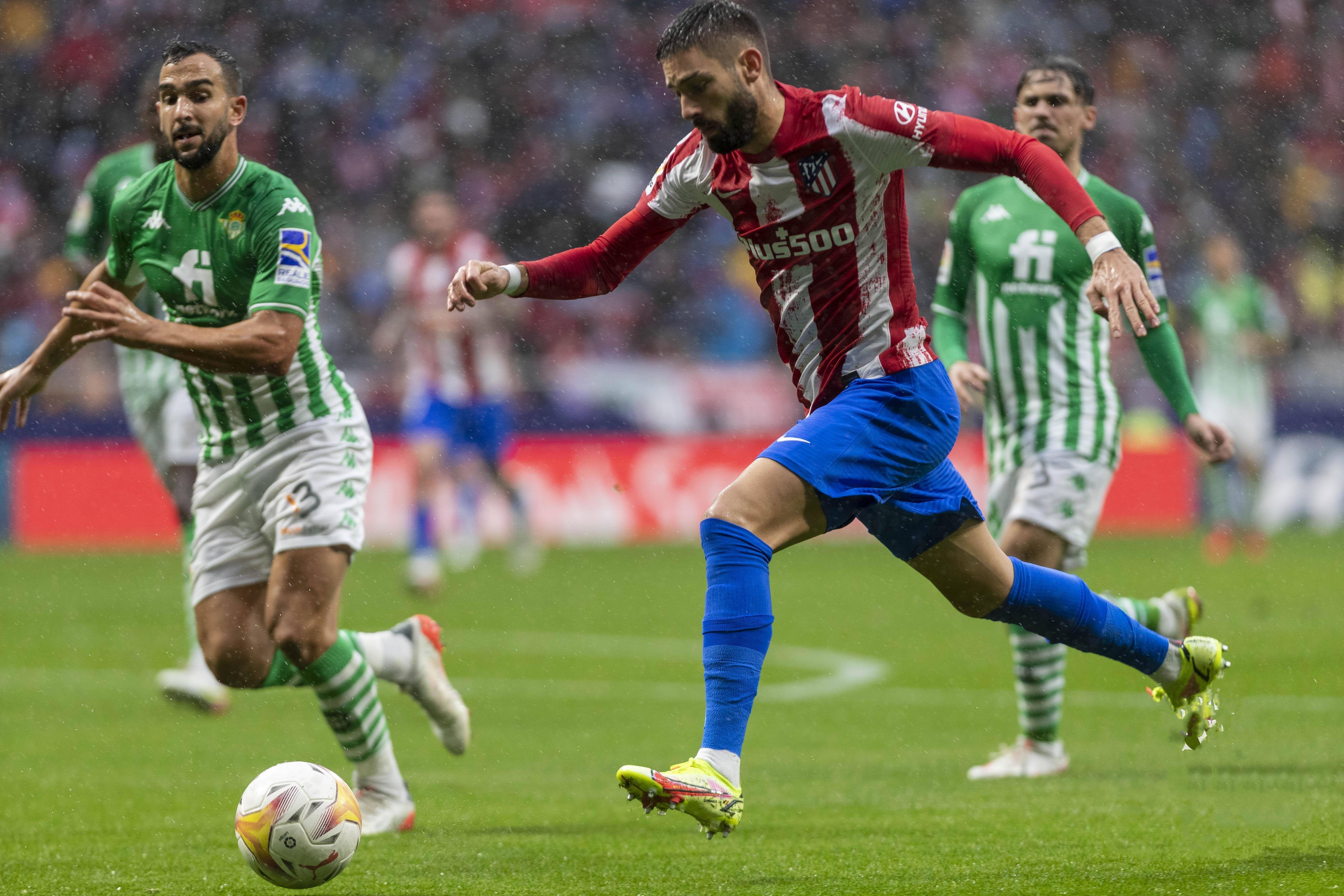 意甲新签约球员表现亮眼，球队实力大增的简单介绍