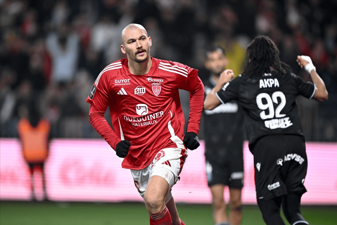 关于法甲劲旅势如破竹,比分3-1,比赛亮点:中场关键突破,射门精准度高的信息 关于法甲劲旅势如破竹,比分3-1,比赛亮点:中场关键突破,射门精准度高的信息