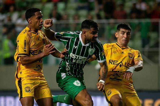 包含攻防转换:北京队利用快攻连续得分,拉开比分!的词条 包含攻防转换:北京队利用快攻连续得分,拉开比分!的词条