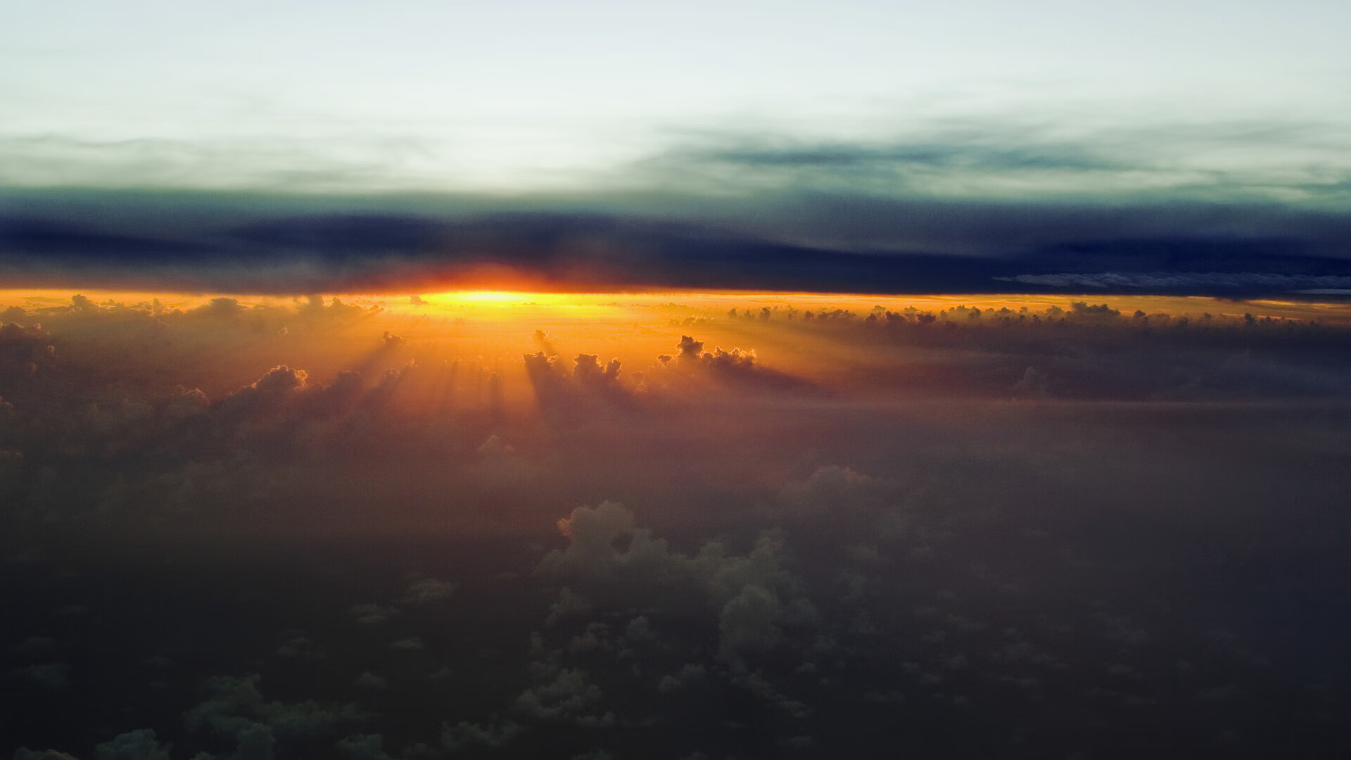 AC米兰体育-法兰克福前场逼抢激发防线失误，法兰克福最近战绩